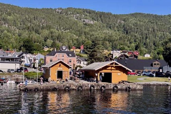 Sage, 27 — Escort in Kviteseid, Norway