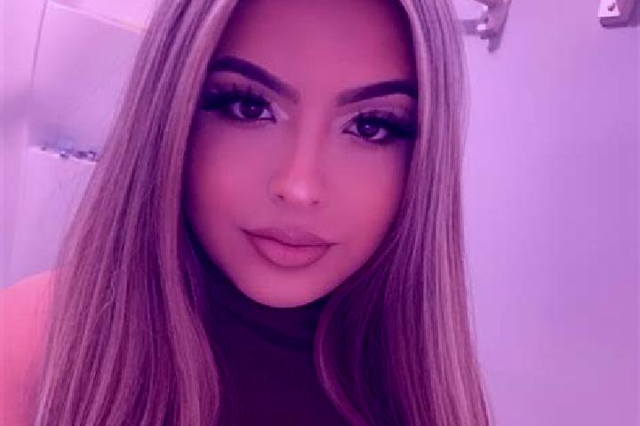 Sage, 28, a blonde grey-eyed latina companion based in Waukegan. Offering GFE, Roleplay, BDSM. Available for incall and outcall, overnight bookings available.