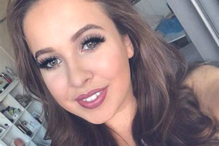 Sage, 28, a red brown-eyed caribbean companion based in Gagliano Castelferrato. Offering Fetish, Striptease, BDSM, Overnight. Available for incall and outcal...