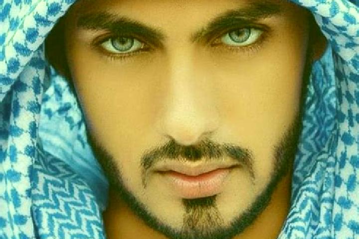 Sage, 28, a red dark-eyed middle eastern companion based in Lessy. Offering Erotic Massage, BDSM, Duos, Deep French Kissing, Party Girl. Available for incall...