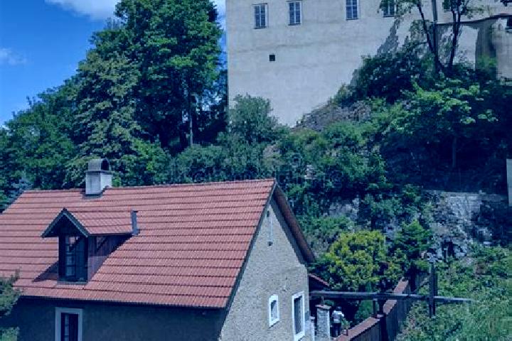 Sage, 28 — Escort in Mnisek, Czech Republic