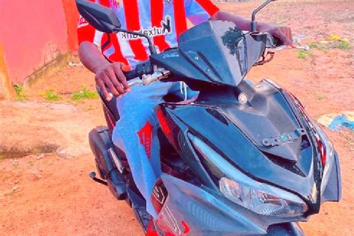 Sage, 28 — Escort in Niangoloko, Burkina Faso