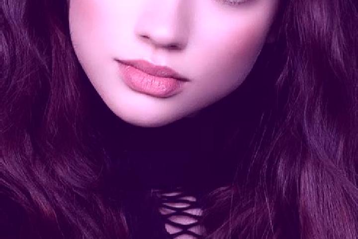 Sage, 29, a auburn dark-eyed middle eastern companion based in Trojes. Offering A-Level, Travel Companion, Erotic Massage, Party Girl, Duos. Available for in...