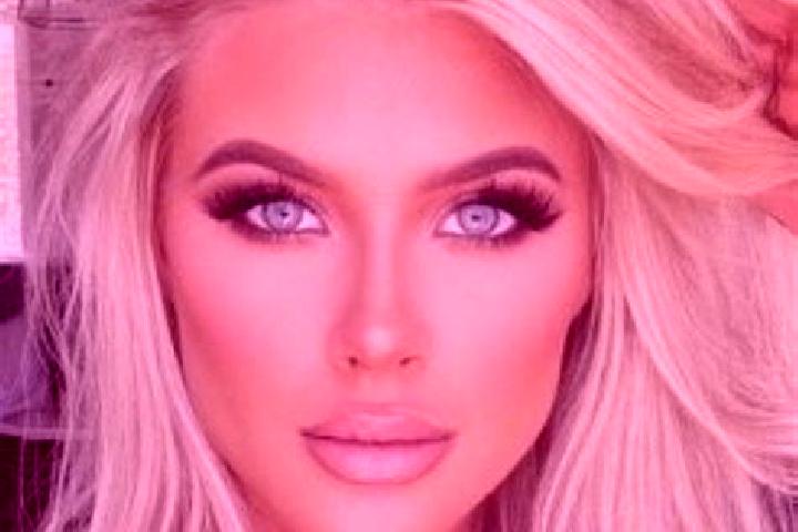 Sage, 29, a platinum blonde grey-eyed mixed companion based in Il ichevo. Offering OWO, A-Level. Available for incall and outcall, overnight bookings available.