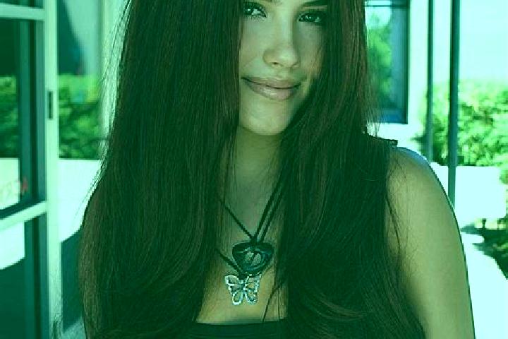 Sage, 30, a auburn dark-eyed slavic companion based in Ramat Magshimim. Offering Prostate Massage, Fetish, Erotic Massage, Deep French Kissing. Available for...