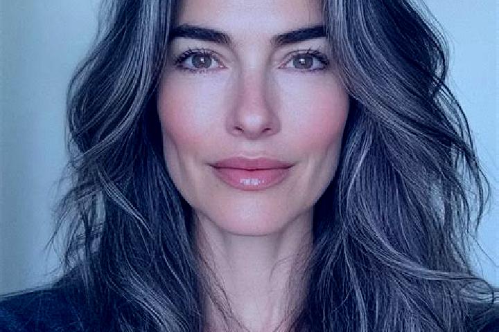 Sage, 30, a brunette grey-eyed mixed companion based in Berry Hill. Offering A-Level, Fetish, Domination. Available for incall and outcall, day and evening d...
