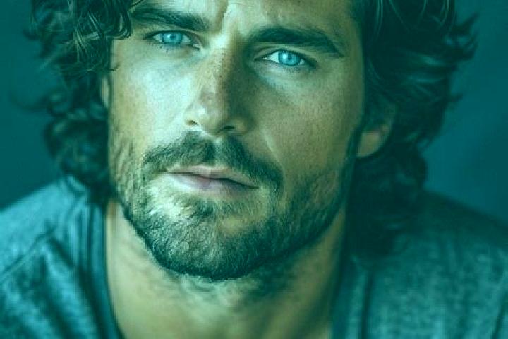 Sage, 30, a chestnut grey-eyed indian companion based in Beroun. Offering Roleplay, Erotic Massage, Deep French Kissing. Available for incall and outcall, ov...