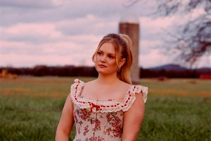 Sage, 30 — Escort in Shueyville, United States