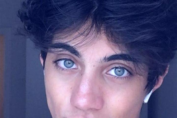 Sage, 31, a chestnut green-eyed caucasian companion based in Wiwersheim. Offering CIM, GFE, Travel Companion, Overnight, Prostate Massage. Available for inca...