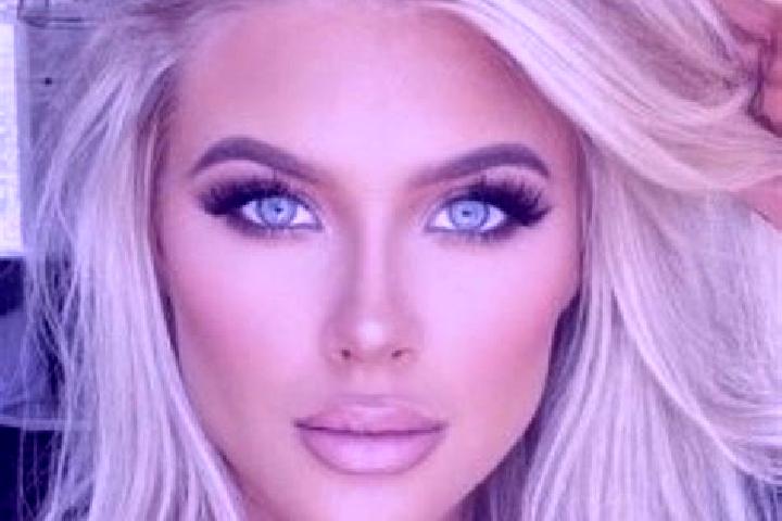 Sage, 31, a platinum blonde amber-eyed slavic companion based in Comendador Gomes. Offering A-Level, Domination, CIM. Available for incall and outcall, overn...