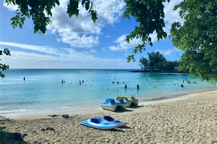 Sage, 31 — Escort in Pereybere, Mauritius