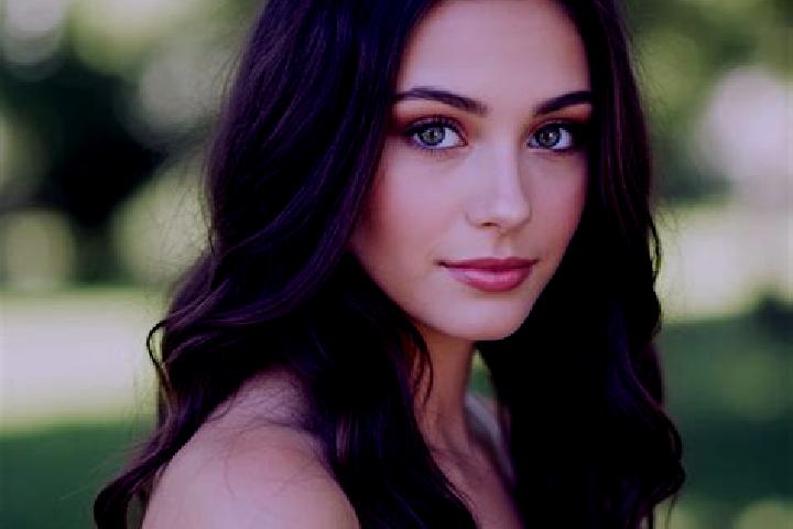 Sage, 32, a black hazel-eyed mixed companion based in Gravel Ridge. Offering GFE, Travel Companion, Overnight, Erotic Massage. Available for incall and outca...