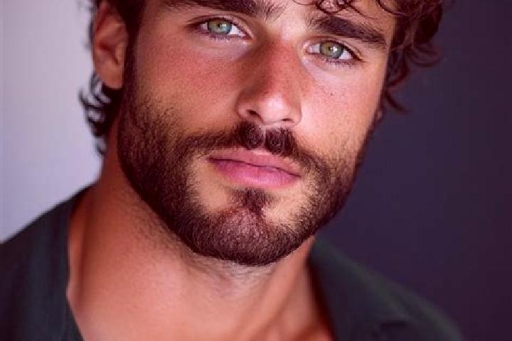 Sage, 32, a brunette green-eyed slavic companion based in Santa Marta de Tormes. Offering Travel Companion, OWO, GFE, Massage. Available for incall and outca...
