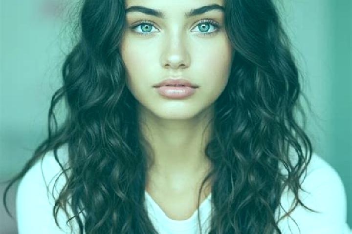 Sage, 32, a brunette grey-eyed mediterranean companion based in Clarks Town. Offering Roleplay, BDSM, Domination, Erotic Massage. Available for incall and ou...