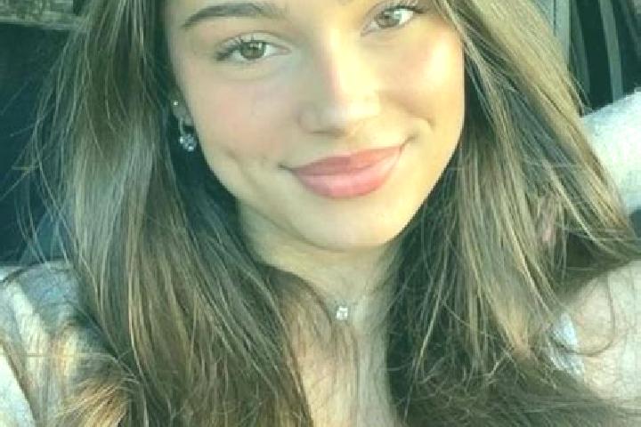 Sage, 32, a brunette hazel-eyed caucasian companion based in Lower Palolo. Offering Duos, Prostate Massage, Dinner Date. Available for incall and outcall, ov...