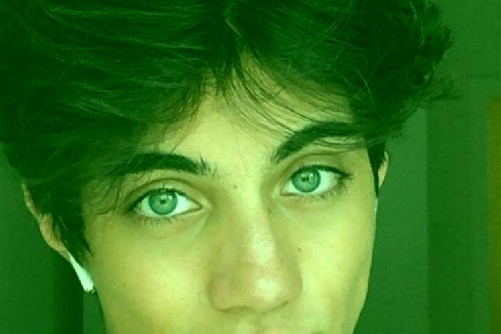 Sage, 32, a chestnut dark-eyed caucasian companion based in Suchov. Offering CIM, Duos, Roleplay. Available for incall and outcall, day and evening dates.