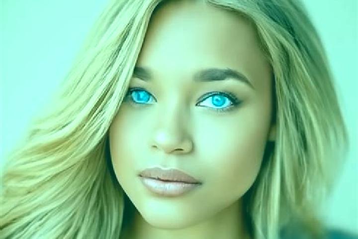 Sage, 32, a dark blonde blue-eyed latina companion based in Appukkudal. Offering Roleplay, Striptease, GFE. Available for incall and outcall, overnight booki...