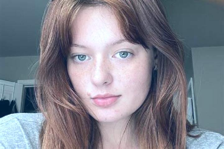 Sage, 32, a red amber-eyed latina companion based in Passo di Treia. Offering Couples, OWO, GFE, 69. Available for incall and outcall, overnight bookings ava...