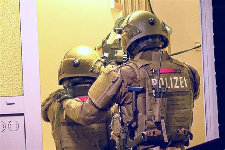 Sage, 32 — Escort in Eidelstedt, Germany