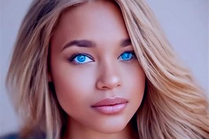 Sage, 33, a blonde blue-eyed latina companion based in Tejamen. Offering Girlfriend Experience, Erotic Massage, Duos. Available for incall and outcall, overn...