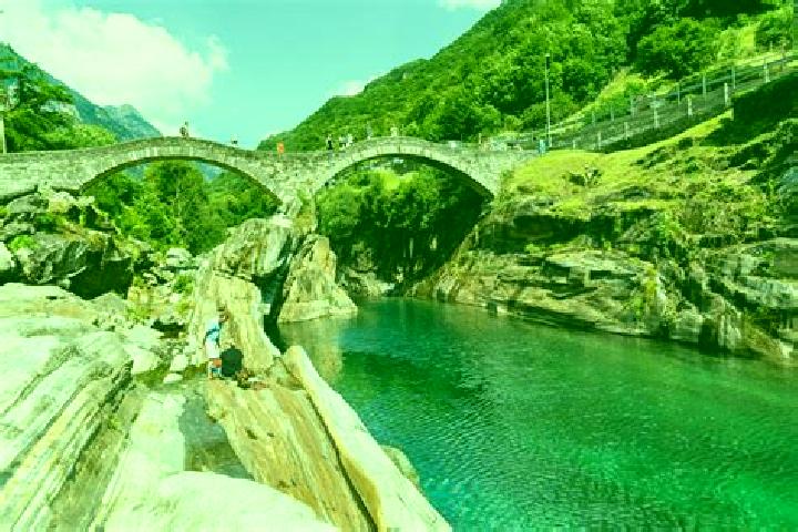 Sage, 33 — Escort in Lavertezzo, Switzerland