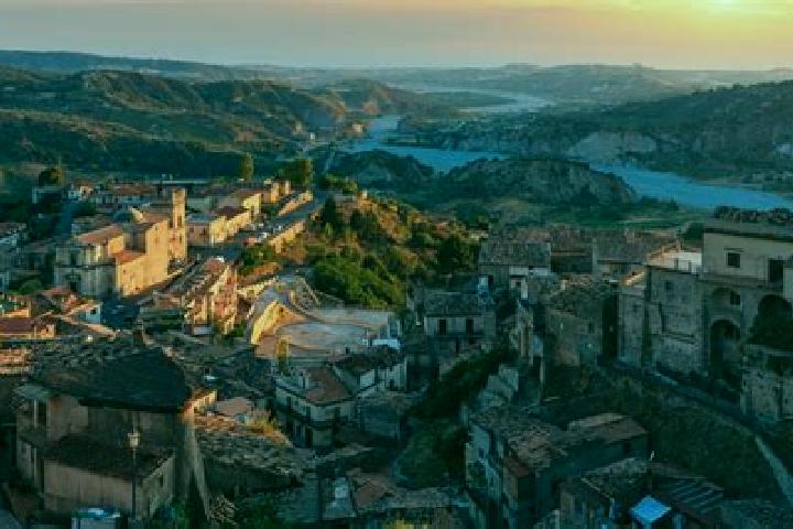 Sage, 33 — Escort in Monasterace, Italy