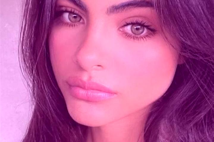 Sage, 34, a black hazel-eyed middle eastern companion based in Verkhniy Tagil. Offering CIM, Striptease, Party Girl, Overnight, Dinner Date. Available for in...