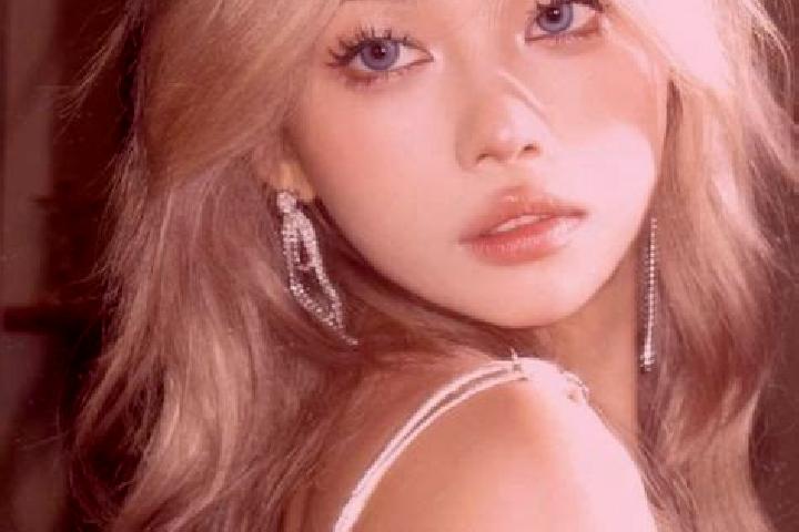 Sage, 34, a blonde blue-eyed asian companion based in Huecas. Offering Striptease, Fetish, Roleplay. Available for incall and outcall, overnight bookings ava...