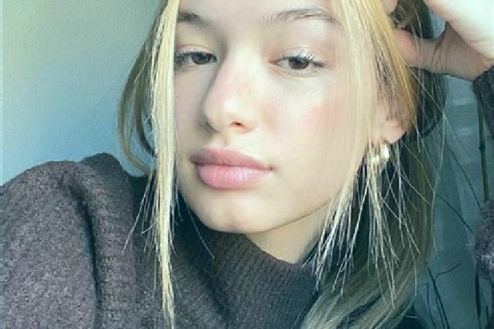 Sage, 34, a blonde brown-eyed middle eastern companion based in Pedras Altas. Offering Fetish, Deep French Kissing, Overnight, Striptease. Available for inca...