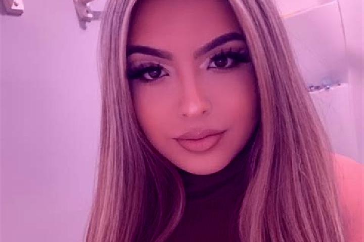 Sage, 34, a blonde grey-eyed latina companion based in Guruyan. Offering Couples, Erotic Massage, GFE. Available for incall and outcall, day and evening dates.