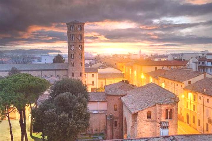 Sage, 34 — Escort in Pisignano, Italy