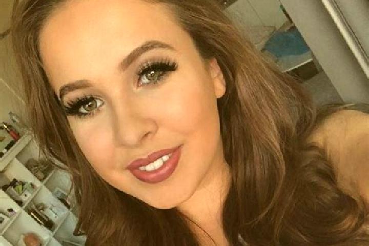 Sage, 35, a brunette grey-eyed mixed companion based in Oksfjord. Offering Domination, Prostate Massage, Striptease, OWO, A-Level. Available for incall and o...