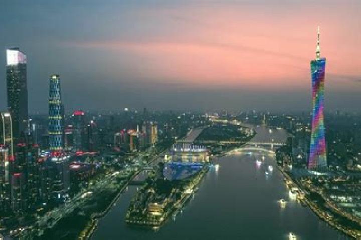 Sage, 35 — Escort in Tongqiao, China
