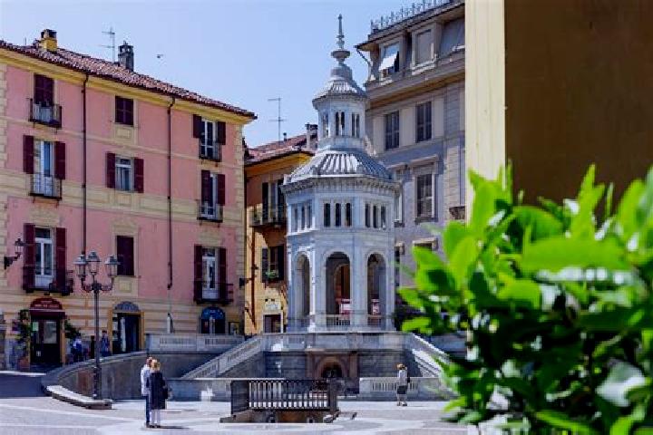 Sage, 35 — Escort in Vergato, Italy