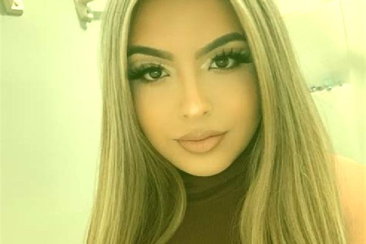Sage, 36, a blonde brown-eyed latina companion based in Phuoc Hoa. Offering BDSM, Erotic Massage, Deep French Kissing, Girlfriend Experience. Available for i...