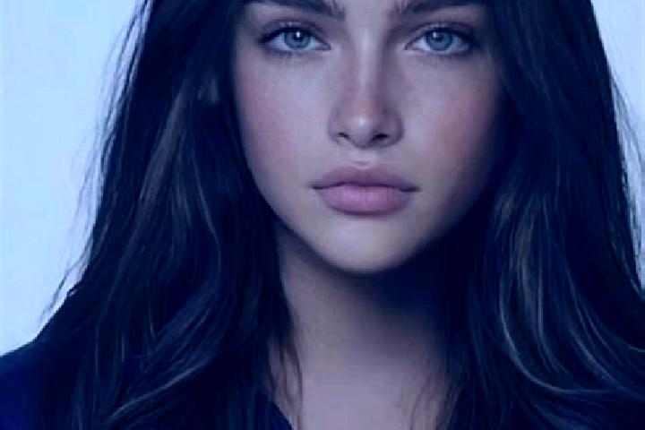 Sage, 36, a brunette blue-eyed mediterranean companion based in Garayeri. Offering OWO, Massage, Duos. Available for incall and outcall, overnight bookings a...