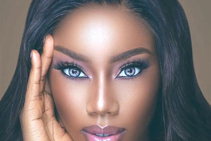Sage, 36, a chestnut blue-eyed ebony companion based in Skopin. Offering Fetish, OWO, 69, Couples, Dinner Date. Available for incall and outcall, overnight b...