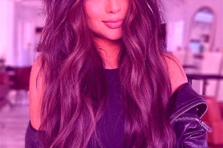 Sage, 37, a brunette dark-eyed caucasian companion based in Gelligaer. Offering Party Girl, Couples, Girlfriend Experience, OWO. Available for incall and out...