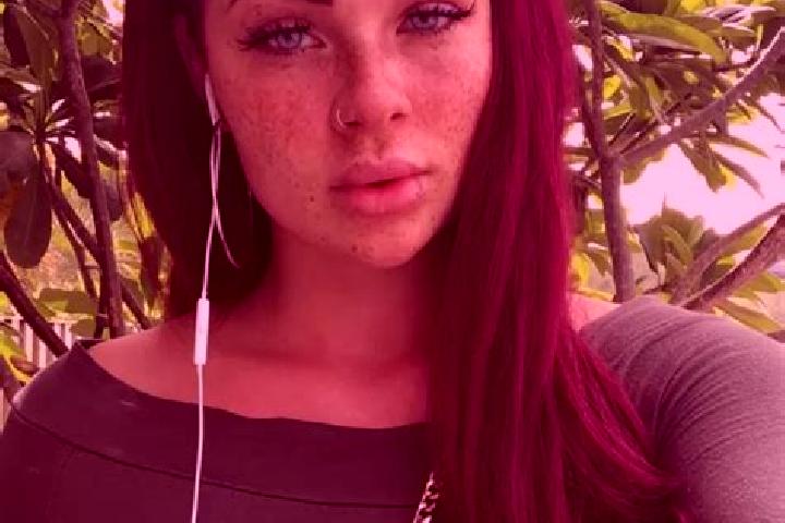 Sage, 37, a red green-eyed latina companion based in Chens-sur-Leman. Offering A-Level, Couples, Domination, Erotic Massage, Dinner Date. Available for incal...