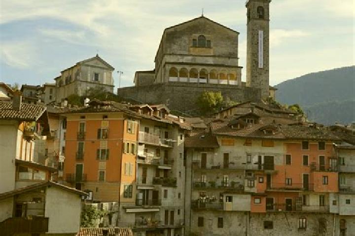 Sage, 37 — Escort in Cassinetta di Lugagnano, Italy