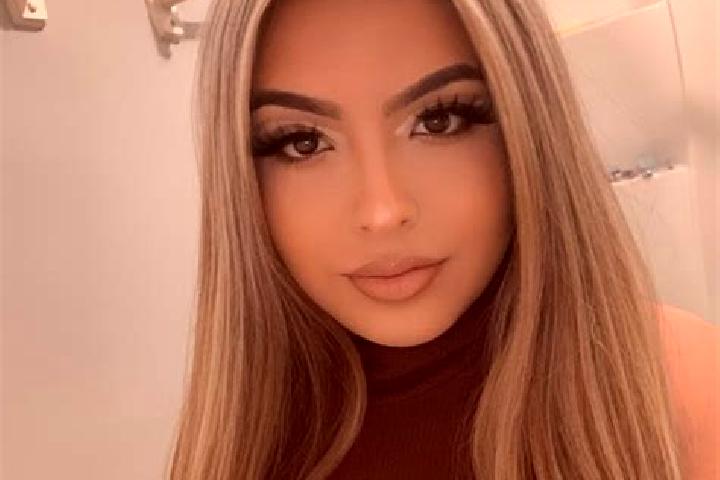 Sage, 38, a blonde amber-eyed latina companion based in Uhldingen-Muhlhofen. Offering Prostate Massage, Domination, Fetish, Erotic Massage, Girlfriend Experi...