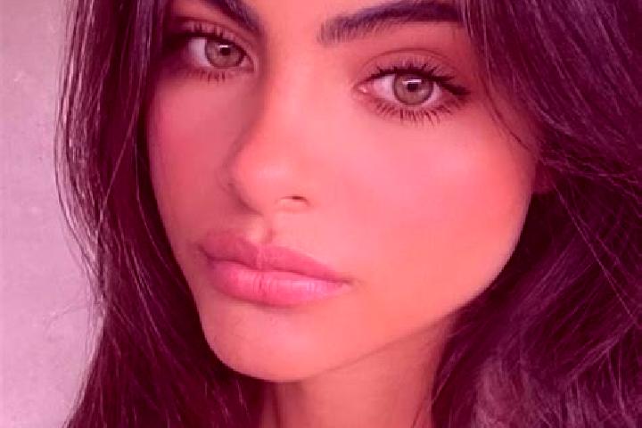 Sage, 38, a red green-eyed indian companion based in Shuixi. Offering Erotic Massage, Overnight, Domination. Available for incall and outcall, day and evenin...