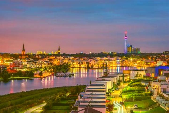 Sage, 38 — Escort in Dortmund, Germany