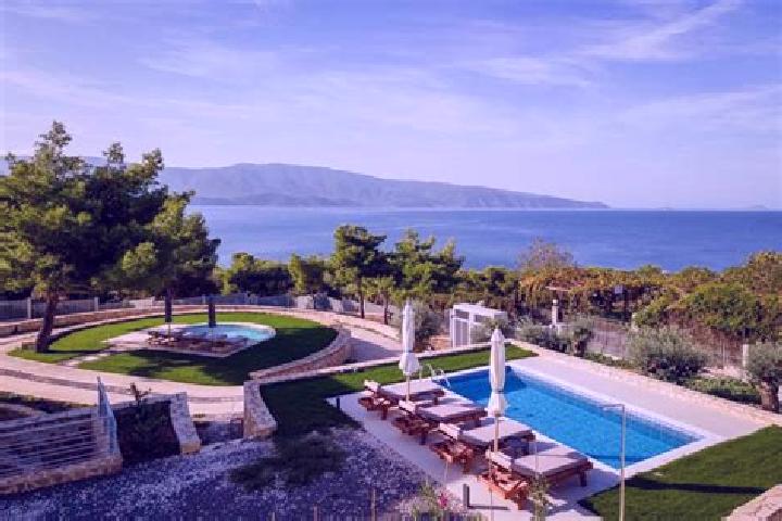 Sage, 38 — Escort in Isthmia, Greece