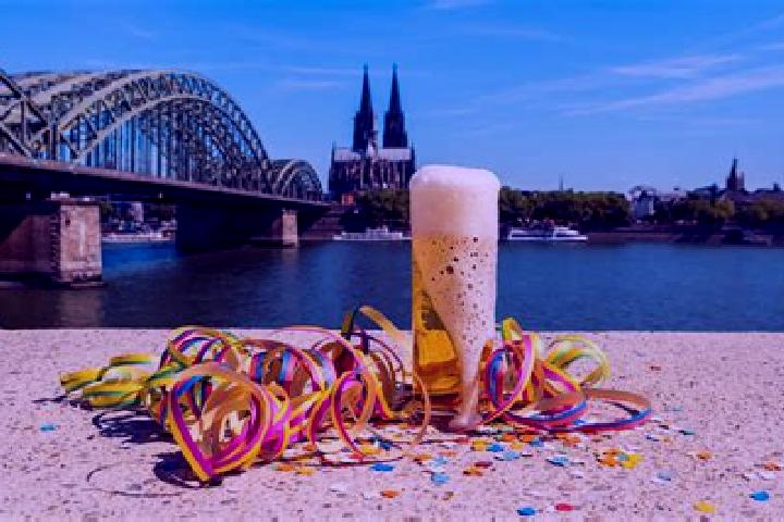 Sage, 38 — Escort in Oerlenbach, Germany