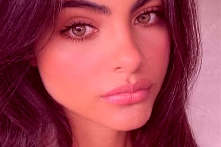 Sage, 39, a auburn dark-eyed indian companion based in Yingwusitang. Offering Striptease, Domination, Couples, Duos. Available for incall and outcall, day an...