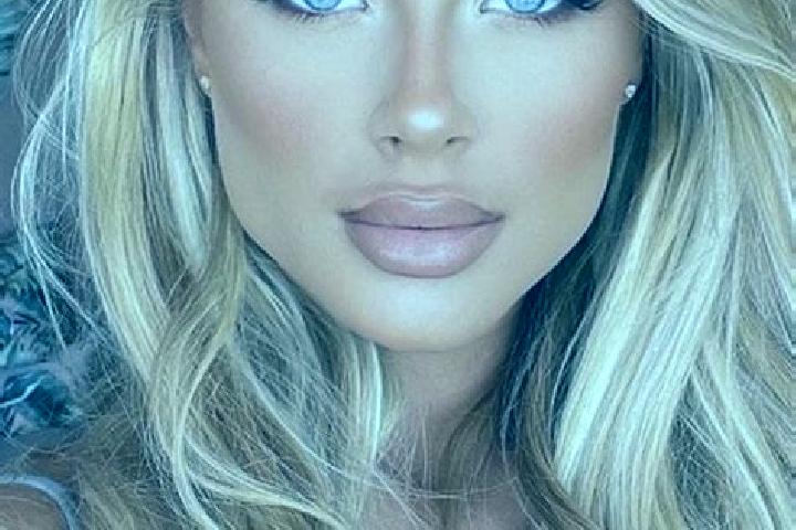 Sage, 39, a blonde blue-eyed latina companion based in Louiseville. Offering Duos, 69, Tantra. Available for incall and outcall, day and evening dates.