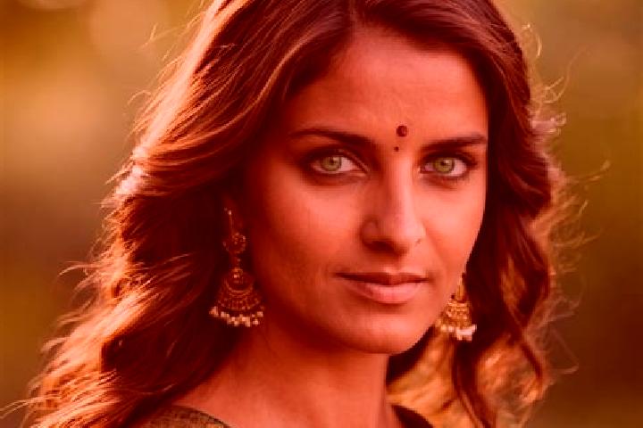 Sage, 39, a brunette green-eyed indian companion based in Kangyang. Offering Tantra, Duos, Girlfriend Experience, Party Girl, Couples. Available for incall a...