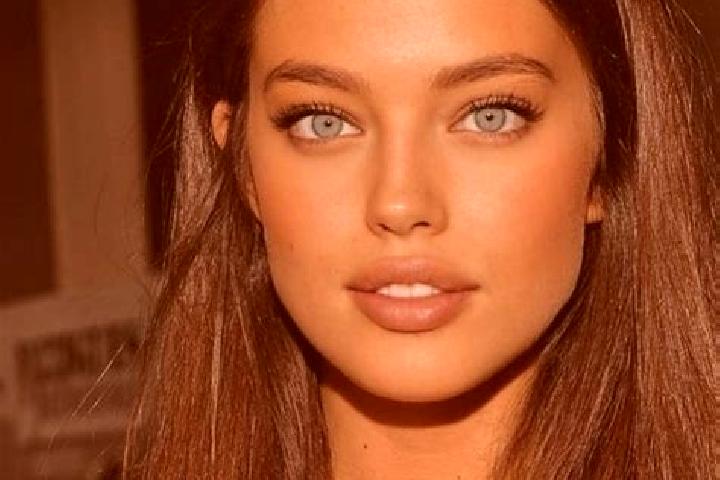 Sage, 39, a chestnut grey-eyed caucasian companion based in Rio Novo. Offering A-Level, Striptease, Deep French Kissing. Available for incall and outcall, da...
