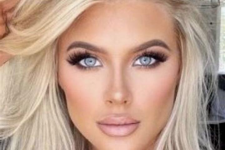 Sage, 39, a platinum blonde green-eyed mixed companion based in Osterode am Harz. Offering Fetish, Striptease, Dinner Date, Prostate Massage. Available for i...